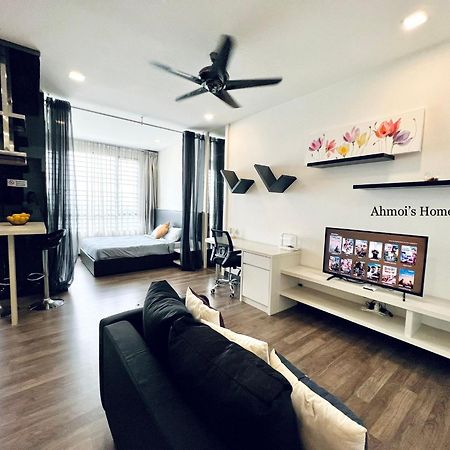 Cozy Style 2 Pax 名宿 - Landmark Residence 2- Free Wi-Fi, Free Parking, Youtube Каджанг Экстерьер фото