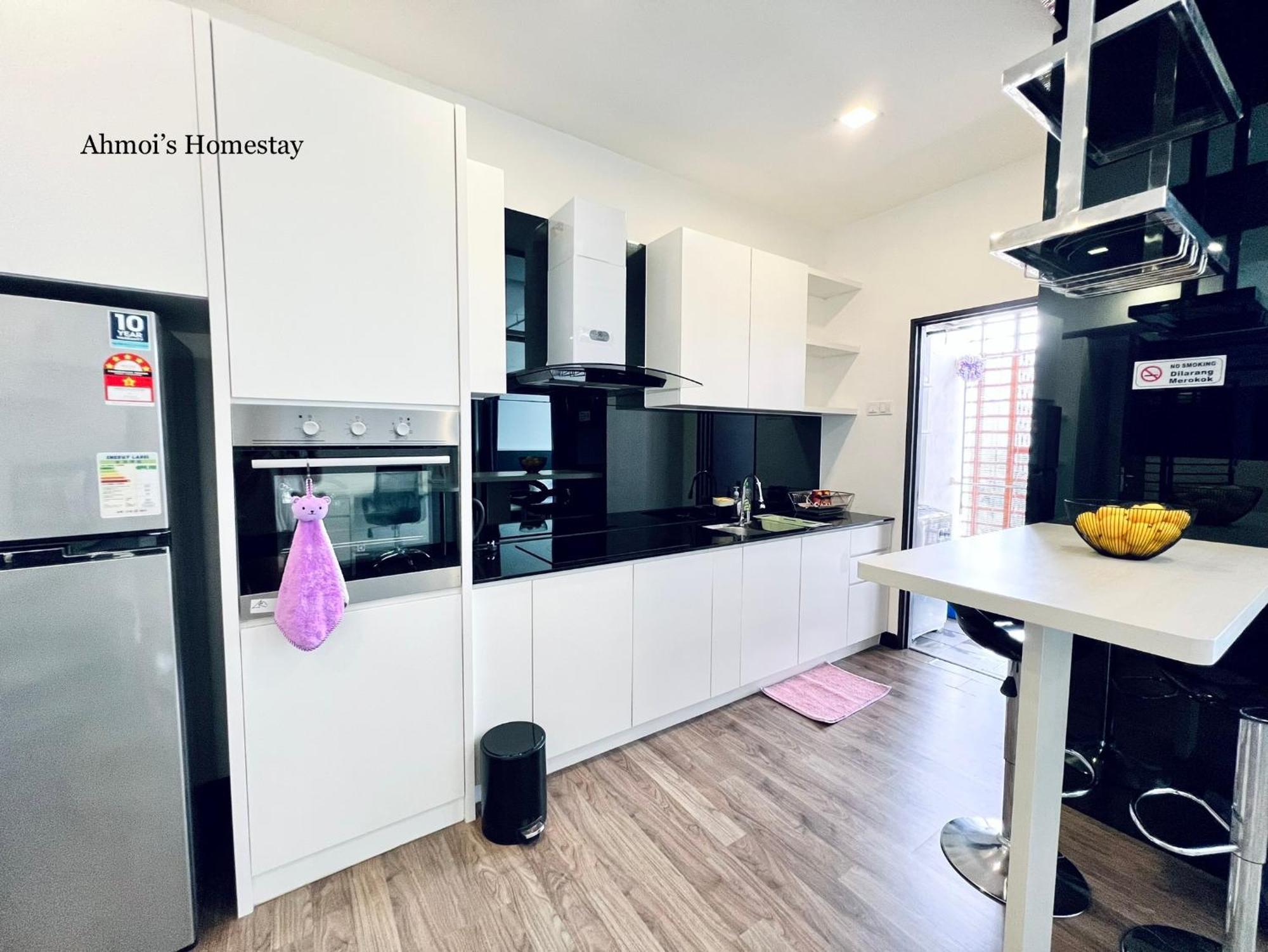 Cozy Style 2 Pax 名宿 - Landmark Residence 2- Free Wi-Fi, Free Parking, Youtube Каджанг Экстерьер фото